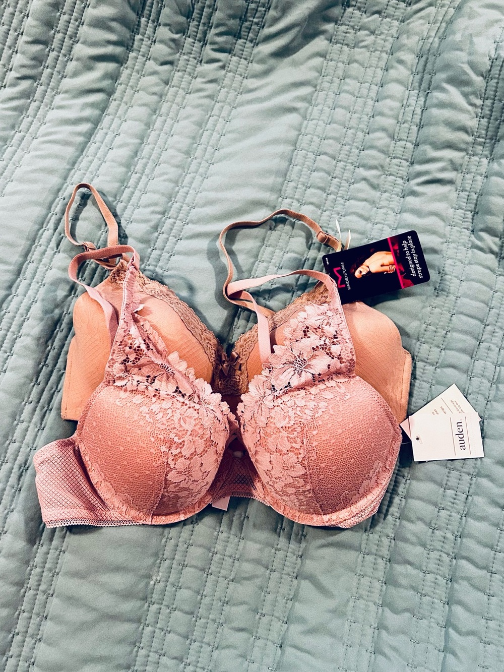 NWT Womens 34B Bra Bundle Auden/Maidenform